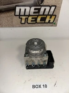 C-42 14-19 BMW ABS Anti-Lock Brake Pump Module 6868318 - Picture 1 of 12