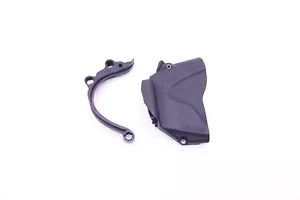 2014 12-14 YAMAHA YZF R1 1000 OEM FRONT SPROCKET COVER GUARD PLASTIC Y124 - Bild 1 von 6