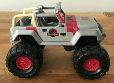 Jurassic Park JP29 Tour World Jeep Wrangler Monster Jam 1:24 Mattel Matchbox Car - Image 1 of 4