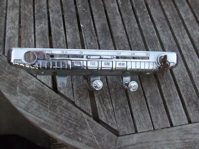 PANEL DE TABLERO CROMADO CLÁSICO VAUXHALL WYVERN con encendido/llave etc. Foto 1 de 4