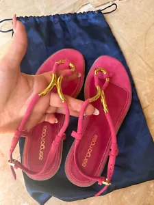 NEW Sergio Rossi pink suede Thong flat Sandal Size 36EURO/6 USA - Picture 1 of 9