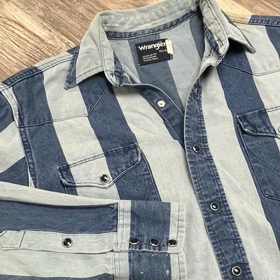Vintage Wrangler Striped Denim Western Pearl Snap Blue 15.5x33 X Long Tails M - Image 1 of 4