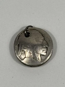 Dije colgante de joyería de moneda de níquel con cabeza de indio de búfalo vintage antiguo - Imagen 1 de 5