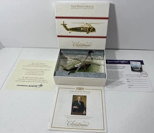 2019 Christmas Ornament VCH-34 The White House Historical Association Helicopter - Picture 1 of 11