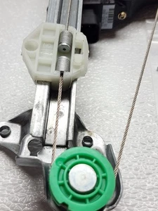 (Repair First) For Rear Right 1997-2001 Cadillac Catera Power Window Regulator - Picture 1 of 12