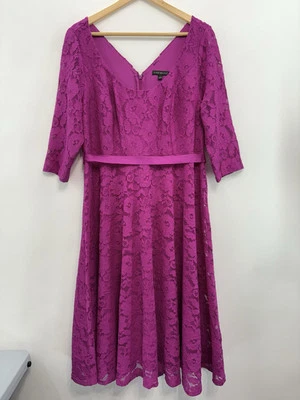 Vestido midi de encaje Lane Bryant calce y acampanado cintura imperio fucsia púrpura para mujer 18 Foto 1 de 4