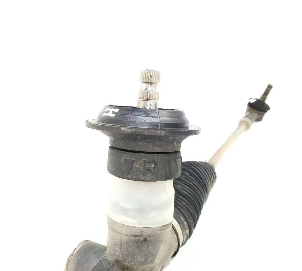 Conjunto de cremallera y piñón usado se adapta a: Mitsubishi Eclipse Cross 2019 gasolina 2,4 L Foto 1 de 4