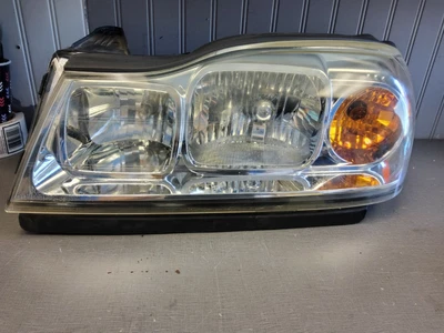 2006-2007 Saturn Vue Headlight Head Light Driver Left Front AM - Image 1 of 3