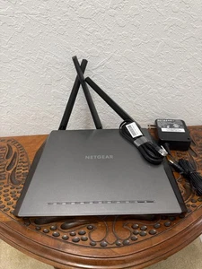 NETGEAR Nighthawk AC1900 Smart Wi-Fi Router Gaming/Streami, R7000 - Picture 1 of 5