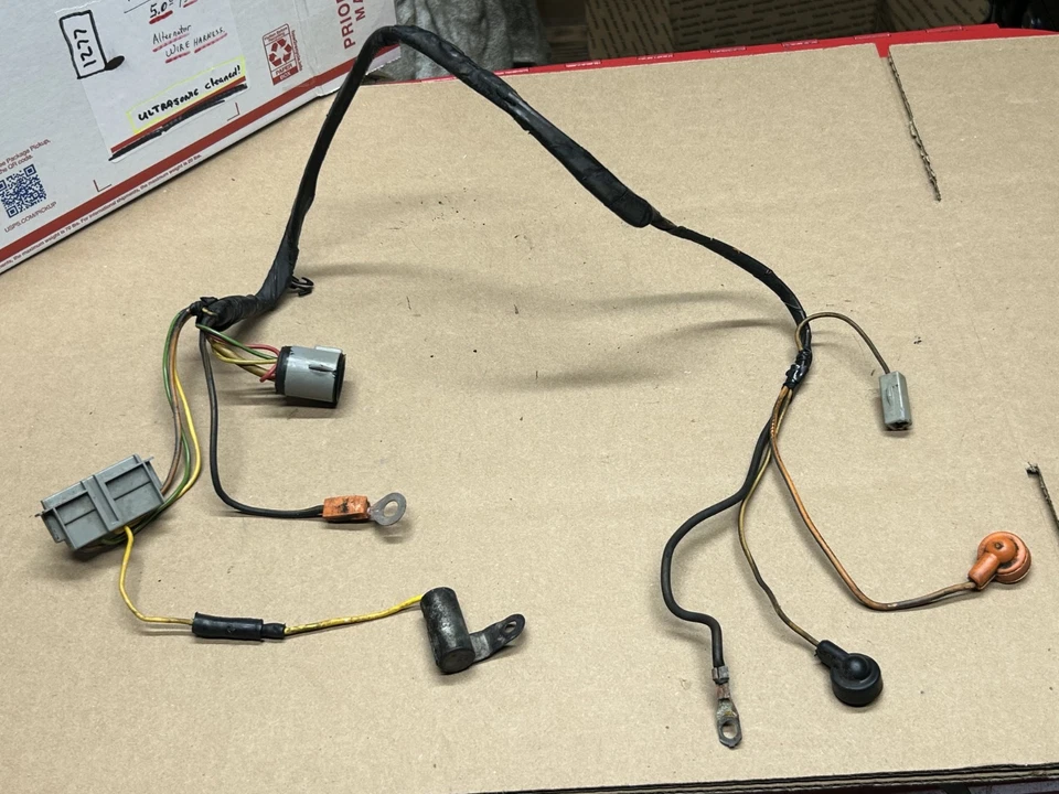 80-86 Ford F-150 Bronco - 5,0 L - Arnés de cable alternador - 302 cid Foto 1 de 4