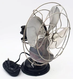 Vintage Signal Electric Type 550A Oscillating Desk Fan Working Very Nice - Picture 1 of 10