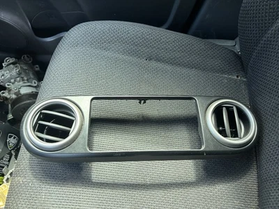 2010 Scion xB приборной панели центр радио ободок отделка с вентиляционными отверстиями OEM - Изображение 1 из 2