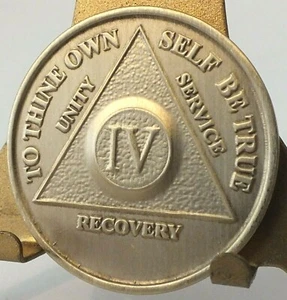 Alcoholic 4 Year Recovery Bronze Chip Medallion Coin Medal Token AA Anonymous - Picture 1 of 2