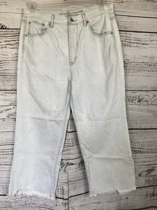 American Eagle Crop Jeans Women’s 14 Button-Fly Raw Hem Wide Leg Light Blue - Picture 1 of 4
