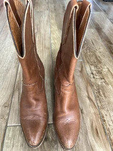 FRYE Vintage hellbraune Leder Cowboystiefel Holz gestapelte Absätze Damen 7,5B hergestellt in den USA - Bild 1 von 11