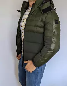 Hugo Boss Puffer Jacket, size M, military green, very warm, Great condition - Picture 1 of 14