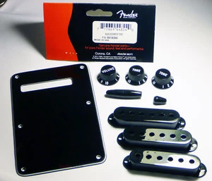 NEW KIT STRAT FENDER accessoires noir 0991363000 pour guitare stratocaster - Picture 1 of 2