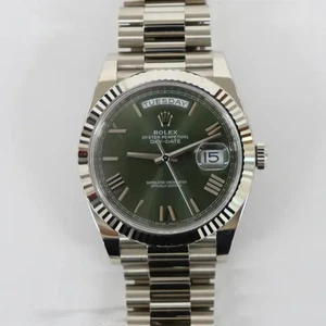 2020's Mint Rolex 228239 Day Date 40 18K White Gold Olive Bevelled Dial Watch - Picture 1 of 13