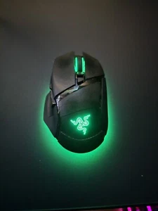 Razer Basilisk V3 Pro - Picture 1 of 5