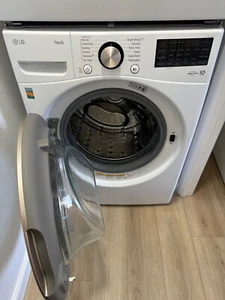 LG washer and dryer set - Picture 1 of 4