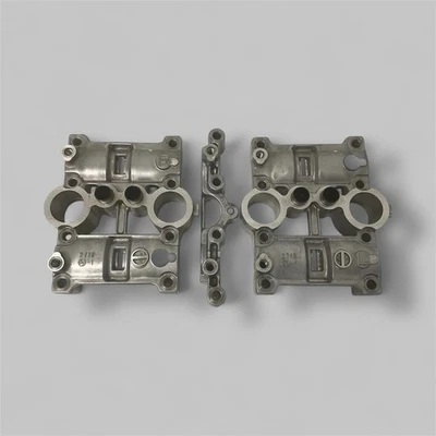 Juego de tapas porta árbol de levas Kawasaki Ninja ZX-6R 2013-2023 FABRICANTE DE EQUIPOS ORIGINALES Foto 1 de 4