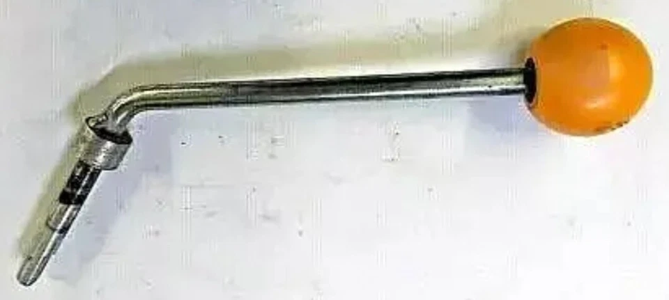 CLUTCH CONTROL LEVER MT946 JOHN DEERE 220B 260B 180C 220C 260C 220SL 220 E CUT - Image 1 of 1