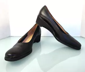 Salvatore Ferragamo Womens Black Pebbled Leather Slip On Platform Pumps Sz 10 4A - Picture 1 of 8