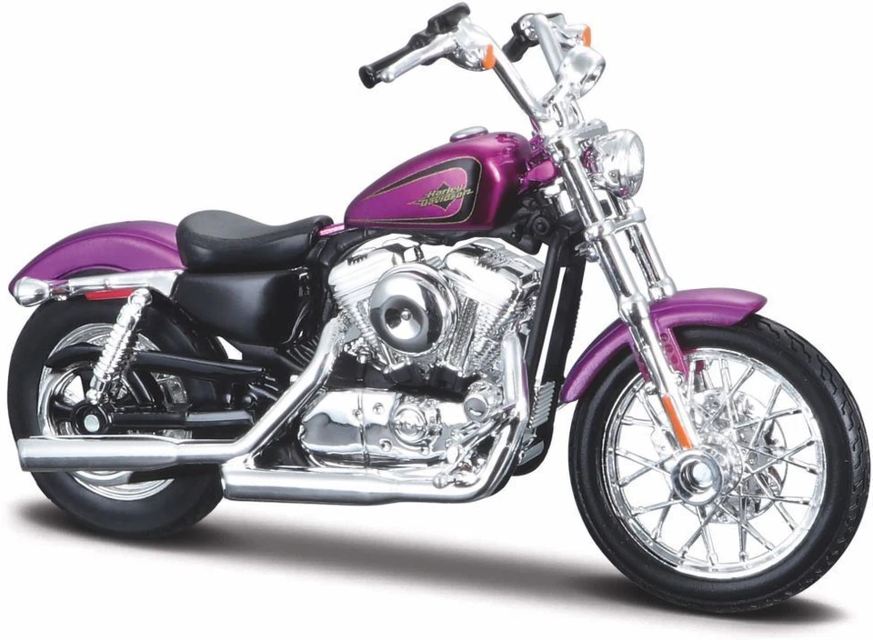 Maisto H-D XL1200V Seventy-Two 2013(PURPLE) (38) 1:18 Scale - Image 1 of 1