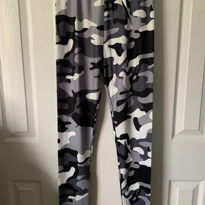 Leggings para mujer con estampado de camuflaje talla M ropa deportiva multicolor Foto 1 de 4