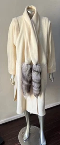 Cappotto lungo giacca mantello pelliccia di volpe blu coda di boa retrò vintage lana panna - Foto 1 di 8