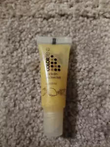AVON Color Trend Pineapple Surprise Flavored Lip Gloss New - Picture 1 of 1