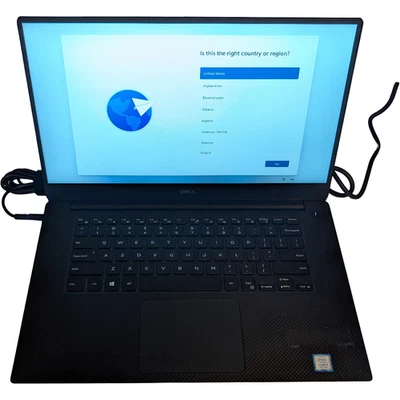 Ноутбук Dell XPS 15 9560 (15,6 дюйма полная высокая четкость i3-7100H 7-го поколения 8 ГБ RAM жесткий диск 500 ГБ Win 10) - Изображение 1 из 4