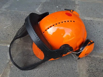 Helm Forsthelm Schutzhelm Forstschutzhelm Gehörschutz Peltor Optime I 3M - Bild 1 von 4
