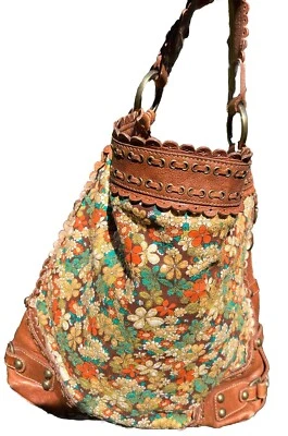 ISABELLA FIORE MORNING DEW CARINA FLOWERED XLG BOHEMIO Lienzo HandBaG ¡SIN COPIA!! Foto 1 de 4