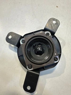 Renault Koleos II 2019 parcel shelf speaker 28154EB50A EMU3919 - Image 1 of 2