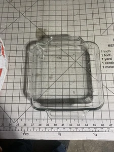 Anchor Ovenware 2 Qt Baking Dish Clear Glass 8x8x2.25” Square Handles B505 - Picture 1 of 3