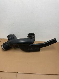 2002 to 2006 Cadillac Escalade Air Intake Cleaner Filter Hose Duct 3018N OEM