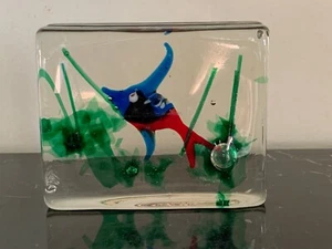 Bloque de vidrio artístico de mediados de siglo Cenedese Barbini Murano peces acuario - Imagen 1 de 6