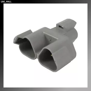 DT04-3P-P007 - Deutsch DT 3 Pin Y Receptacle - Picture 1 of 4