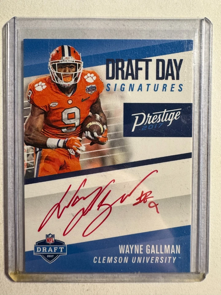 K305,354 - 2017 Prestige Draft Day Signatures Red Ink #17 Wayne Gallman Auto - Image 1 of 1