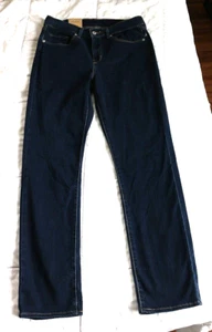 Levi's Classic Straight Mid Rise Jeans Dark Wash size 6/27 Length 30 - Picture 1 of 2