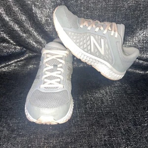 New Balance 847 V4 Grigio Rosa Scarpe da Corsa Sportive Sneakers Donna Tg. 6,5 - Foto 1 di 7