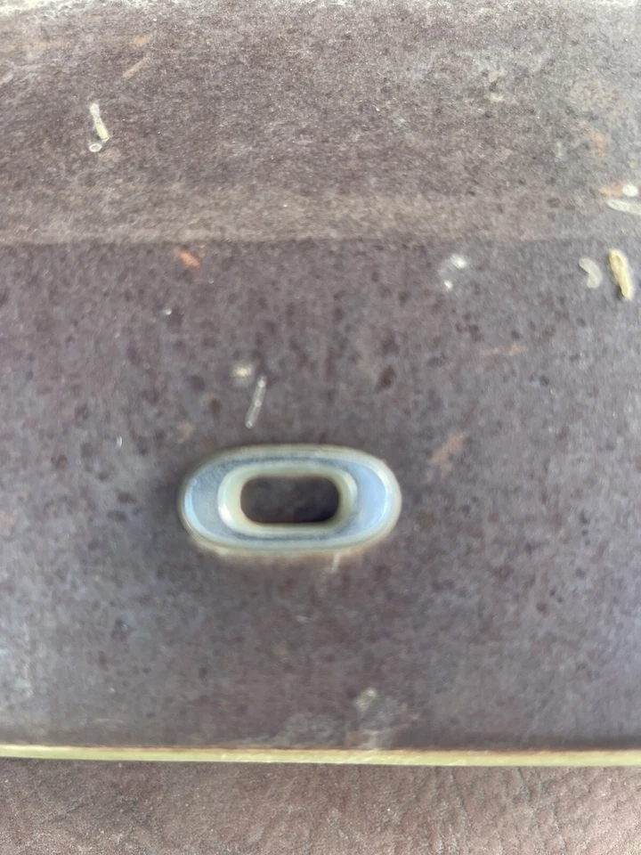 1973-76 Ford Torino Ranchero front hood letter O  - Image 1 of 1