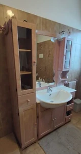 Arredo Bagno Completo, Rosa Antico Legno Massello, Usato Come Nuovo 11 Pezzi - Foto 1 di 12