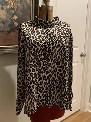 Blusa Liz Baker Estampado Guepardo Simulada Cuello Redondo Poliéster Manga Larga Mujer 16 Foto 1 de 4