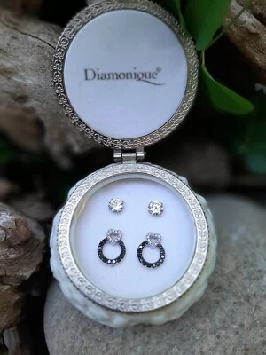 14K Diamonique 2 pares de circonitas cúbicas en forma de corazón con granate rojo? Tachuelas de anillo en caja Foto 1 de 4