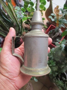 Ancienne Lampe à Essence Pigeon Véritable sans son Verre - Picture 1 of 9