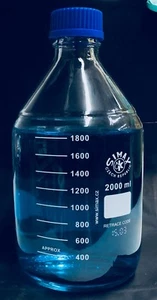 MEDIA BOTTLE 2000ml BOROSILICATE GLASS REAGENT graduated FILTRATION beaker lab - Picture 1 of 1