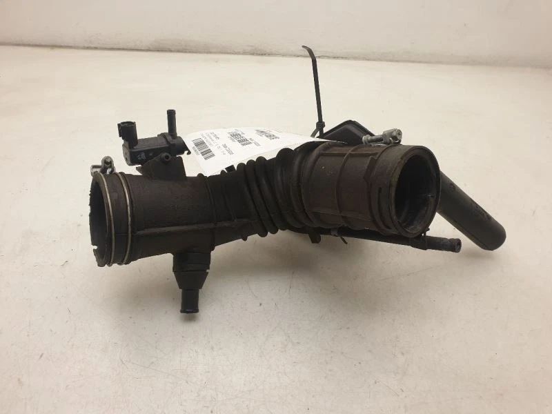 2005 TOYOTA CAMRY 2.4L 4CYL CONJUNTO DE TUBO RESSONADOR LIMPADOR DE AR  - Imagem 1 de 4