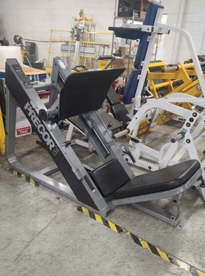 Prensa de piernas cargada con placa Precor Icarian Foto 1 de 4